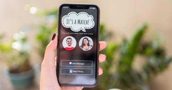 לשמור על ראש פתוח: איך להכיר אנשים לקשר מזדמן?